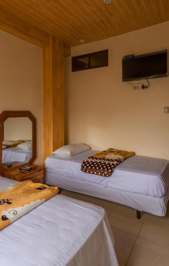 Hostal Poseidon プエルト・カヨ エクステリア 写真
