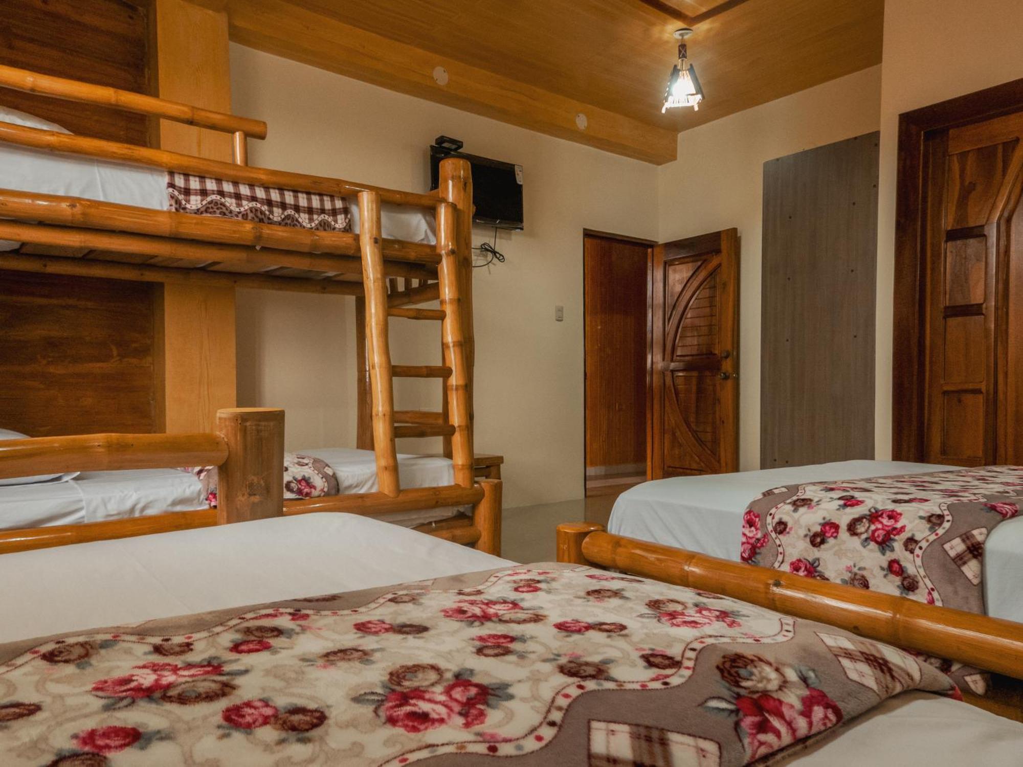 Hostal Poseidon プエルト・カヨ エクステリア 写真
