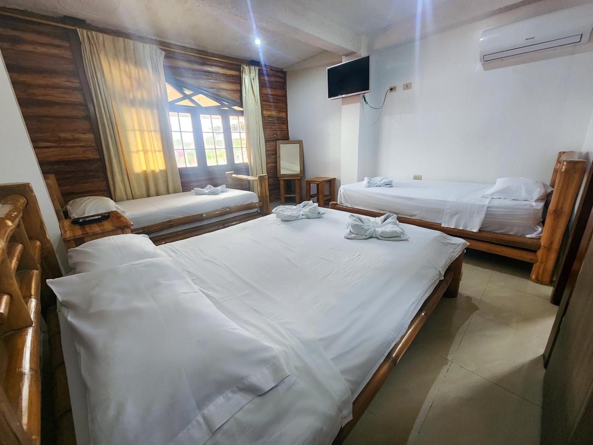 Hostal Poseidon プエルト・カヨ エクステリア 写真